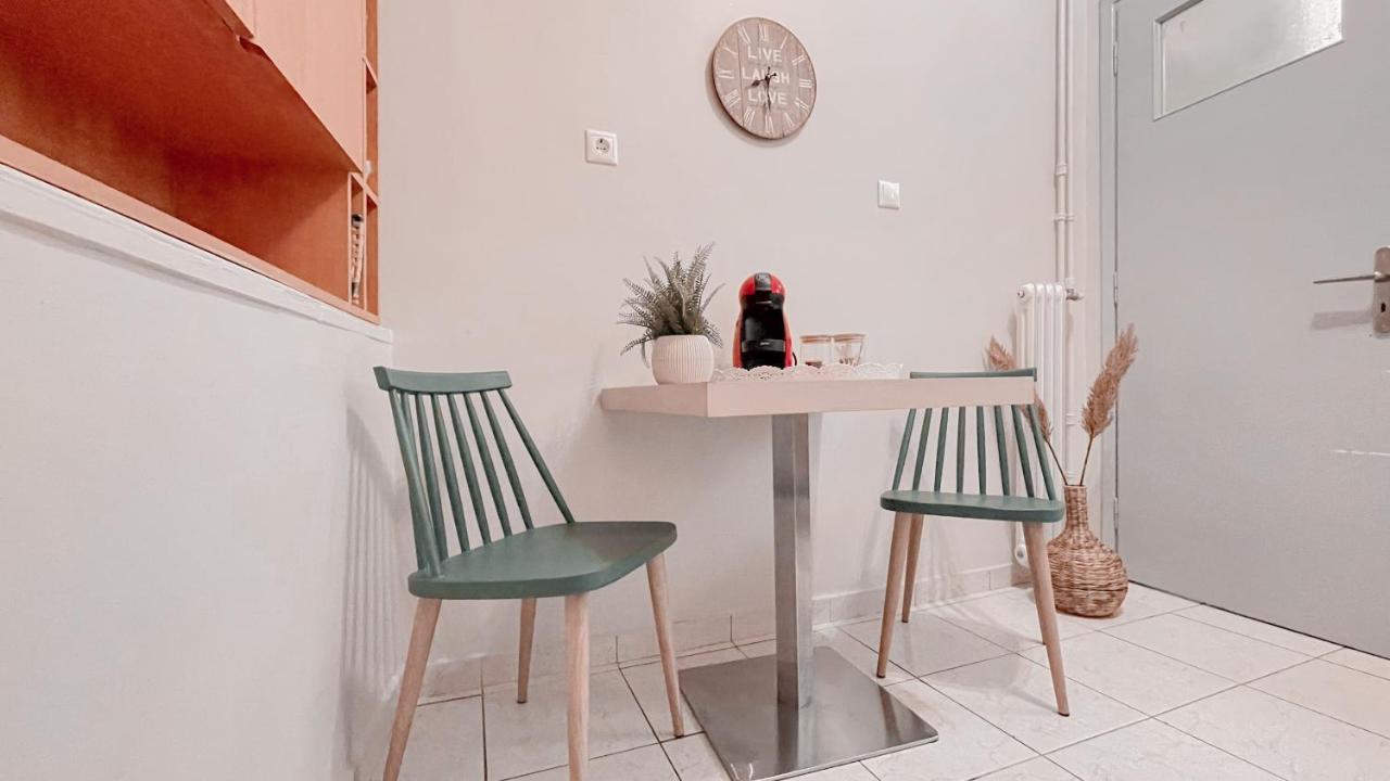 Cute 1Br Apt With Balcony In The Heart Of The City Athen Exterior foto